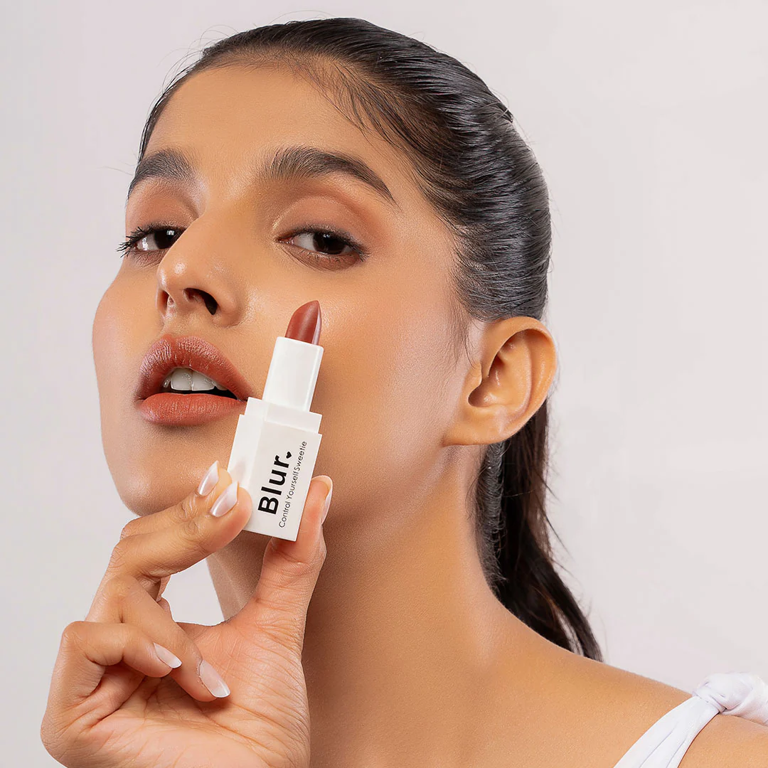 BLURsticks | 3 in 1 Bullets For Lips + Eyes + Cheeks - Image 33